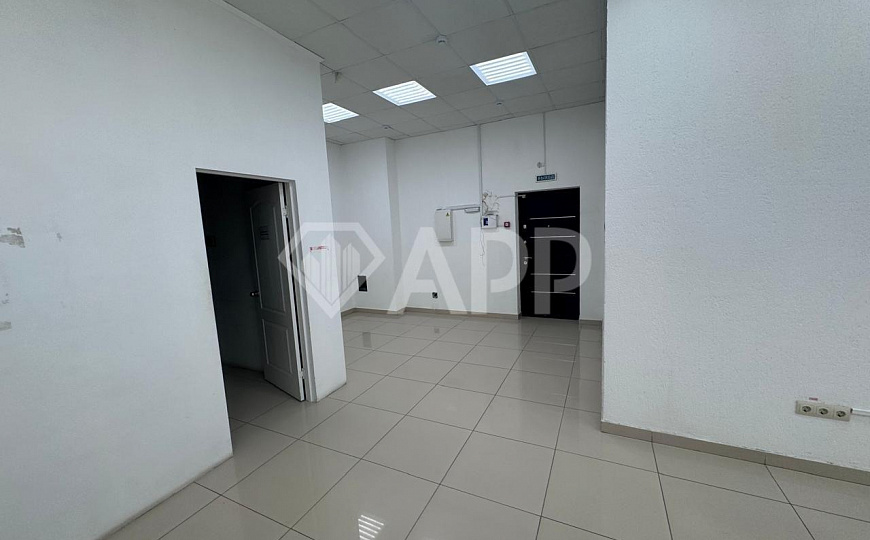 Сдаю 1 этаж 1 линия с ремонтом, 113 м² фото