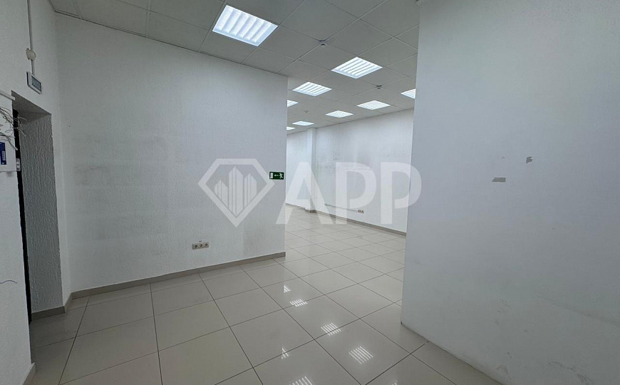 Сдаю 1 этаж 1 линия с ремонтом, 113 м² фото