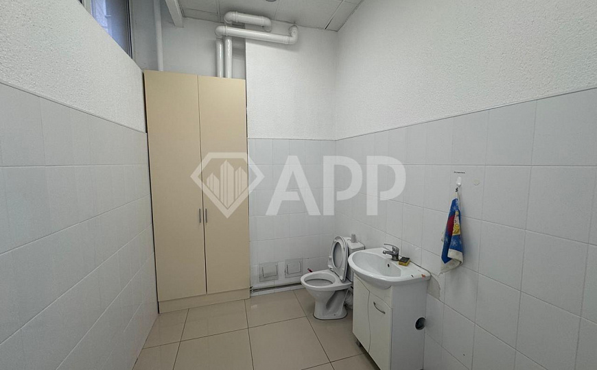 Сдаю 1 этаж 1 линия с ремонтом, 113 м² фото