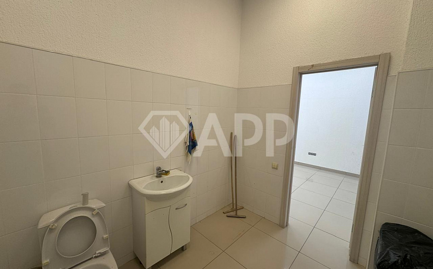 Сдаю 1 этаж 1 линия с ремонтом, 113 м² фото