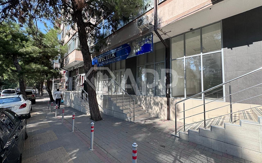 Сдаю 1 этаж 1 линия с ремонтом, 113 м² фото