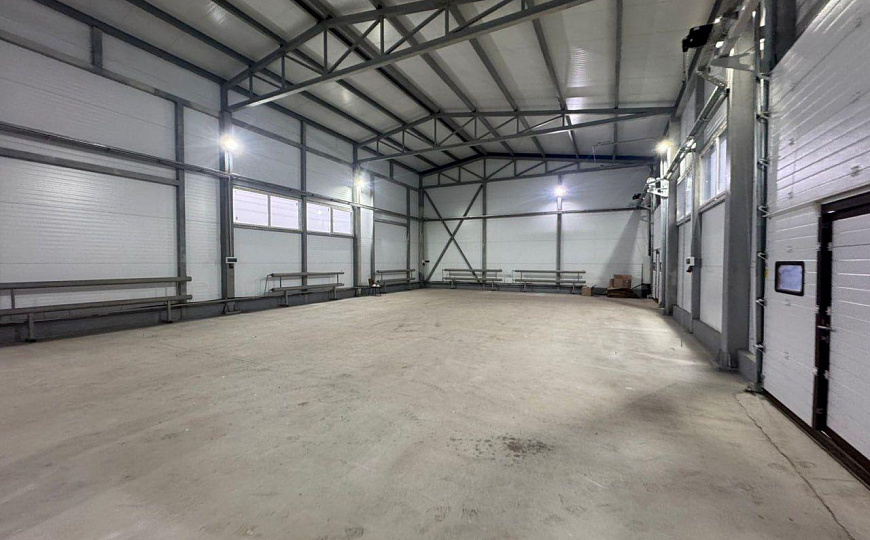 Теплый склад,300м2 фото