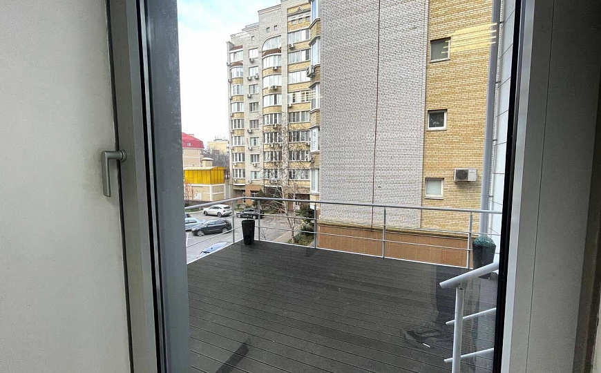 Собственик/офис в центре/все коммуникации/ фото