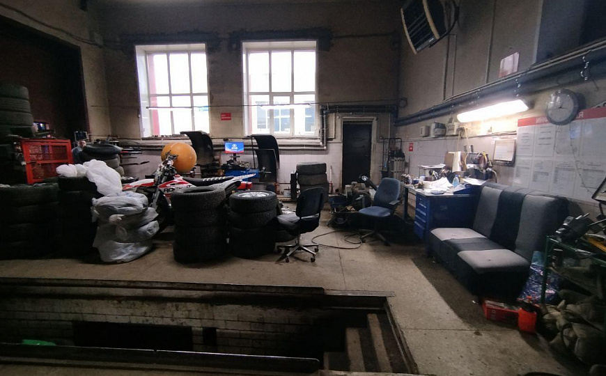 Сдаётся магазин-склад-автомастерская, 350кв.м фото