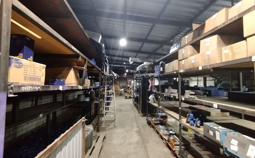 Сдаётся магазин-склад-автомастерская, 350кв.м фото