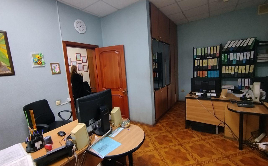 Сдаётся магазин-склад-автомастерская, 350кв.м фото