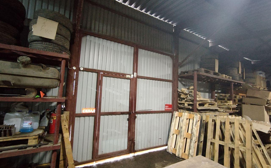 Сдаётся магазин-склад-автомастерская, 350кв.м фото