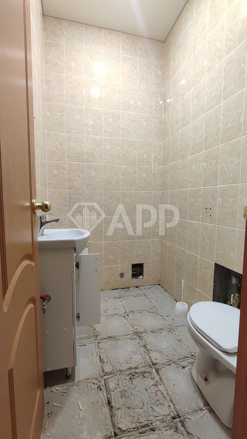 Продаю помещение 92,6м²  рядом с Химградом. фото