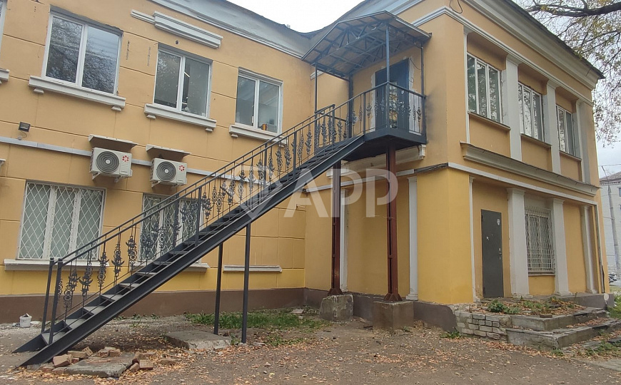 Продаю помещение 92,6м²  рядом с Химградом. фото