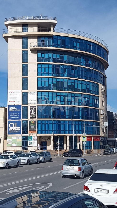 Сдам офисное помещение, 82 м² фото