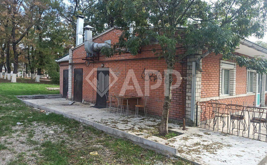 Продаю отдельно стоящее здание, 170 м² фото