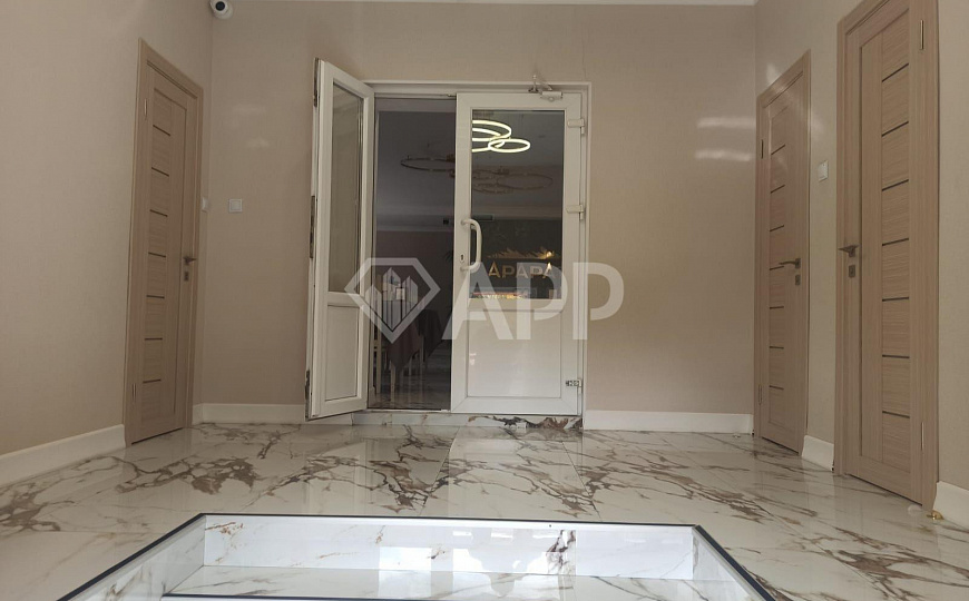 Продаю отдельно стоящее здание, 170 м² фото