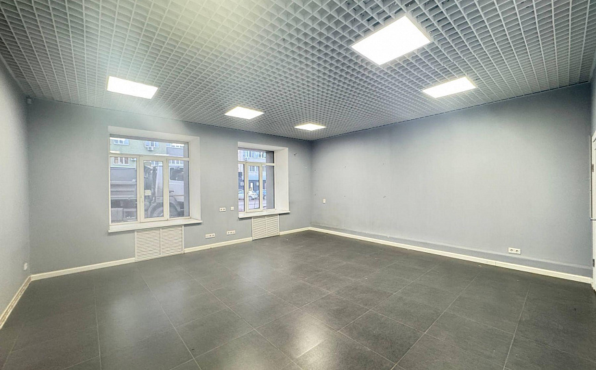 Помещение 120 м2 в ТЦ Мягкофф первая линия фото