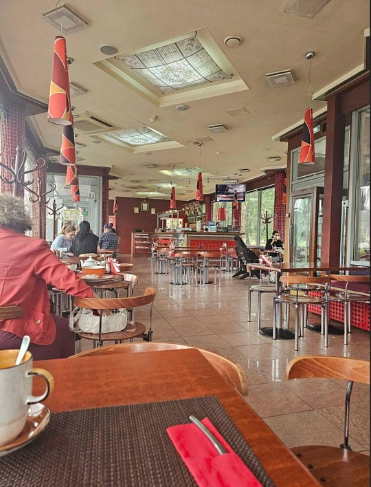 Продажа коммерческого помещения первая линия фото