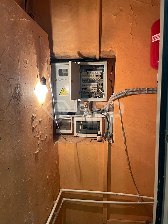 1 линия/Напротив остановки/Высокий трафик  фото