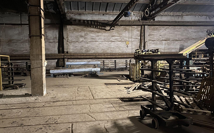 Продам ЗУ 9 Га с пром. строениями, 31 000 м² фото