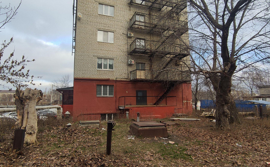 Здание с арендаторами, 2 136,9 м² фото