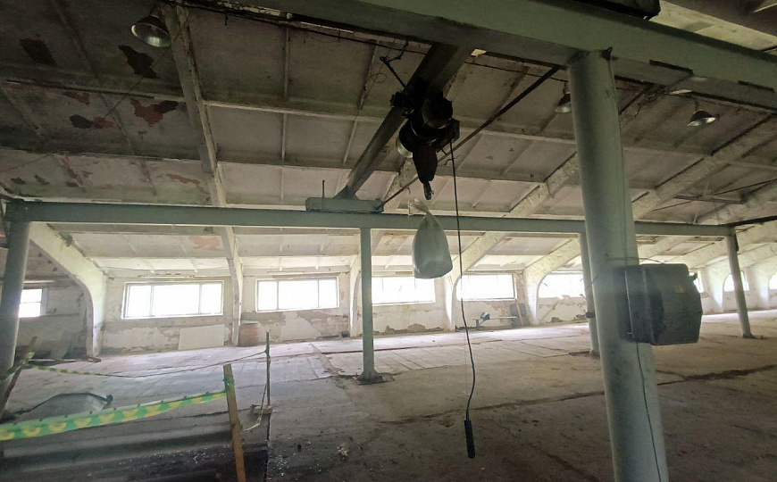 Здание. Производство. Склад. 1 600 м² фото