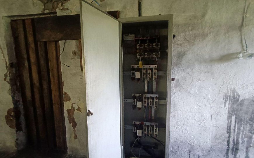 Здание. Производство. Склад. 1 600 м² фото