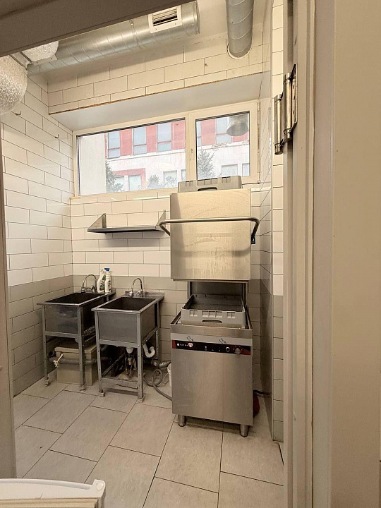 Кафе в бизнес-центре, 130 м2 фото