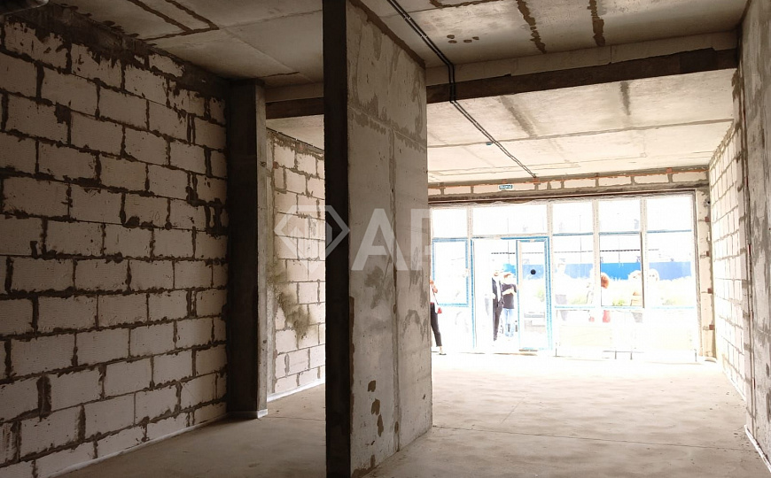 Продаю 1 этаж 1 линия фасадное, 99,4 м² фото