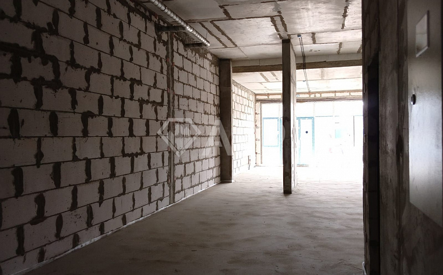Продаю 1 этаж 1 линия фасадное, 99,4 м² фото