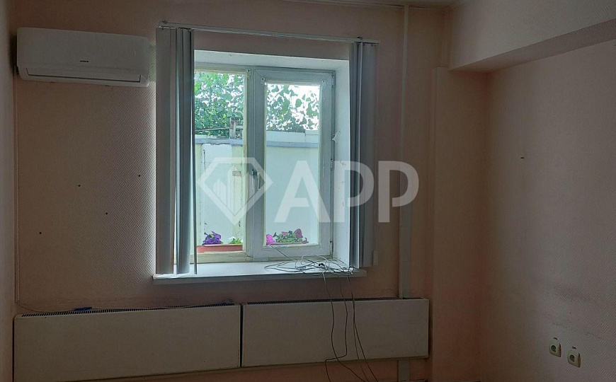 Сдаю блок офис с парковкой фото