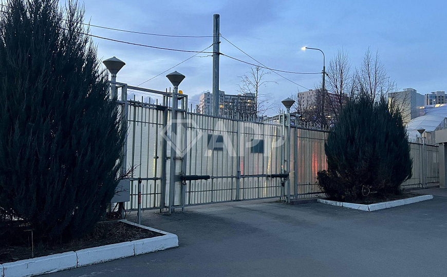 Офис в центре с большой парковкой фото