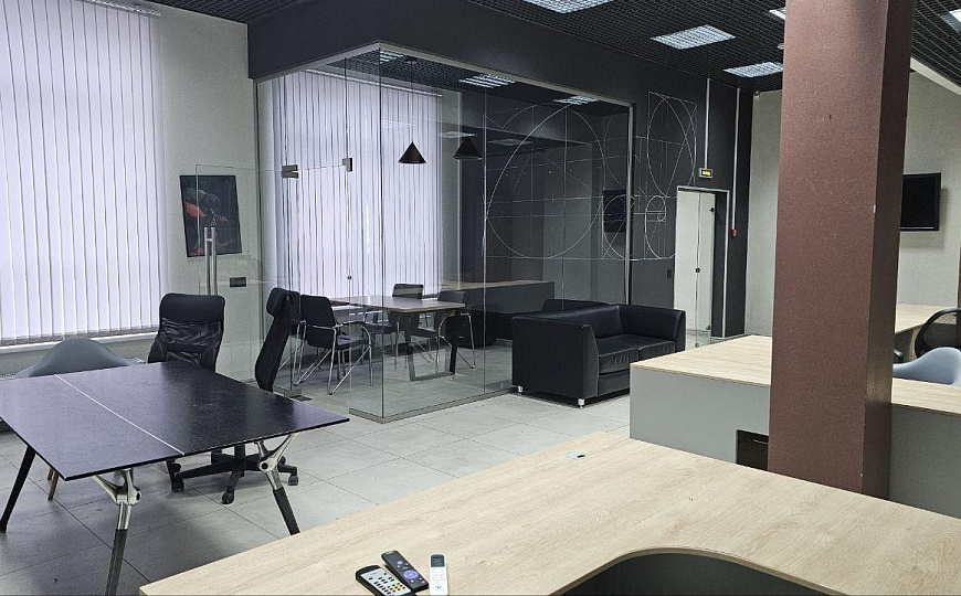 Сдам офисное помещение, 114 м² фото