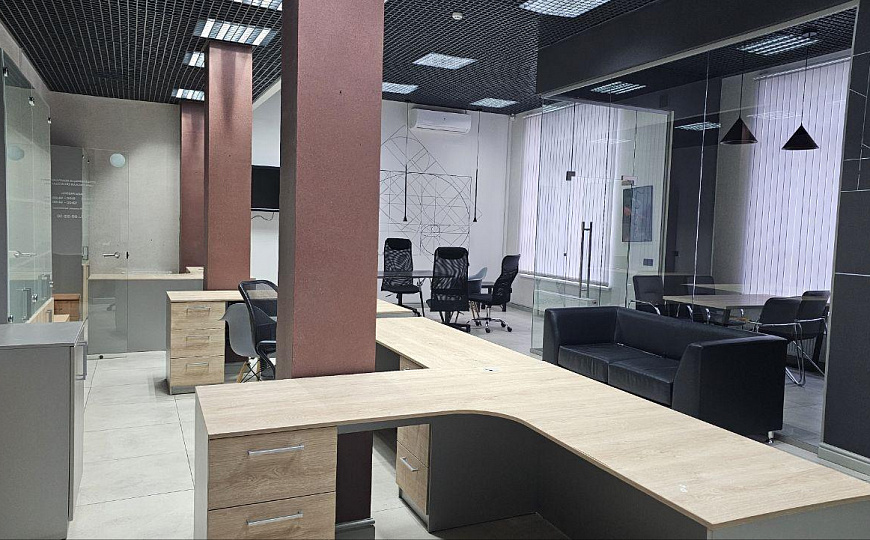 Сдам офисное помещение, 114 м² фото