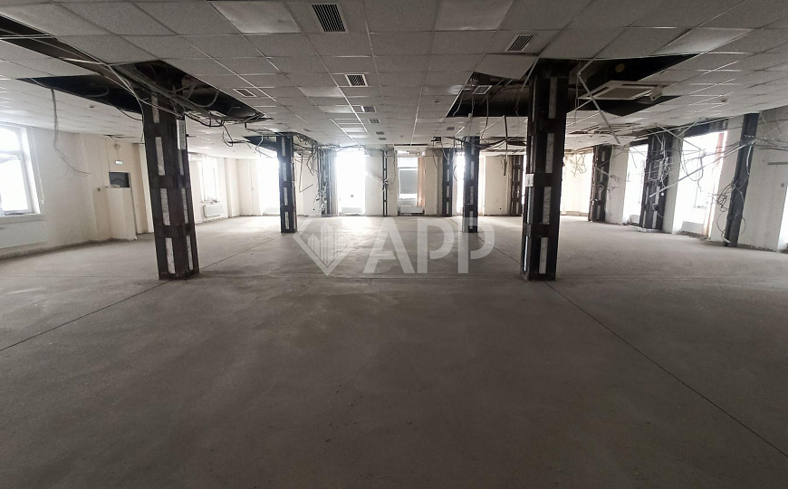 Сдам торгово/офисное помещение свободной планировки, 435 м² фото