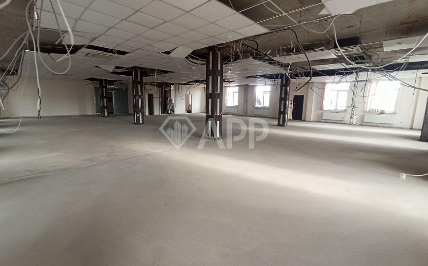 Сдам торгово/офисное помещение свободной планировки, 435 м² фото