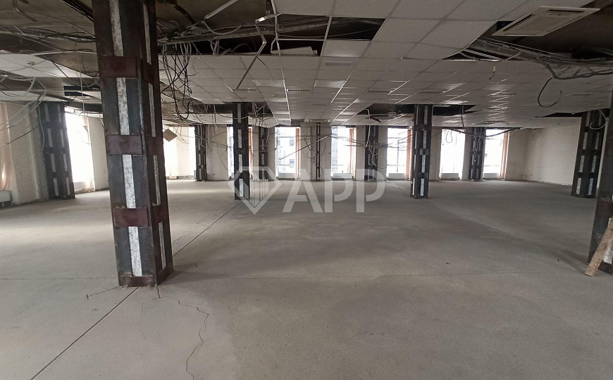 Сдам торгово/офисное помещение свободной планировки, 435 м² фото