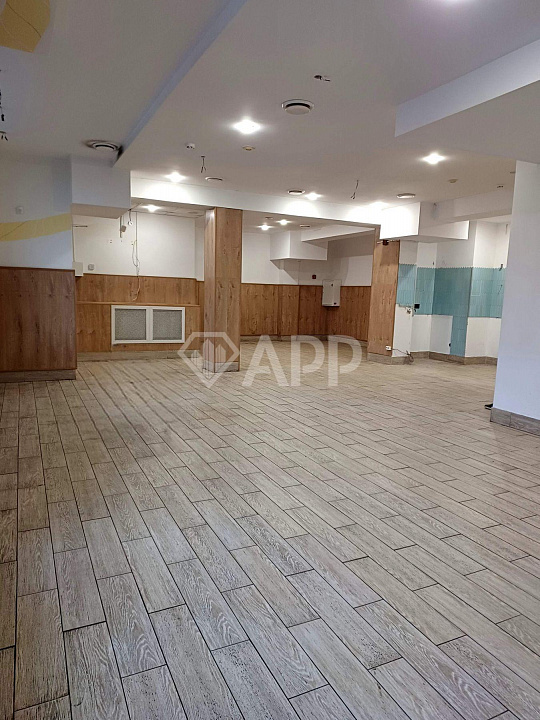 Сдам помещение свободного назначения, 136,1 м² фото