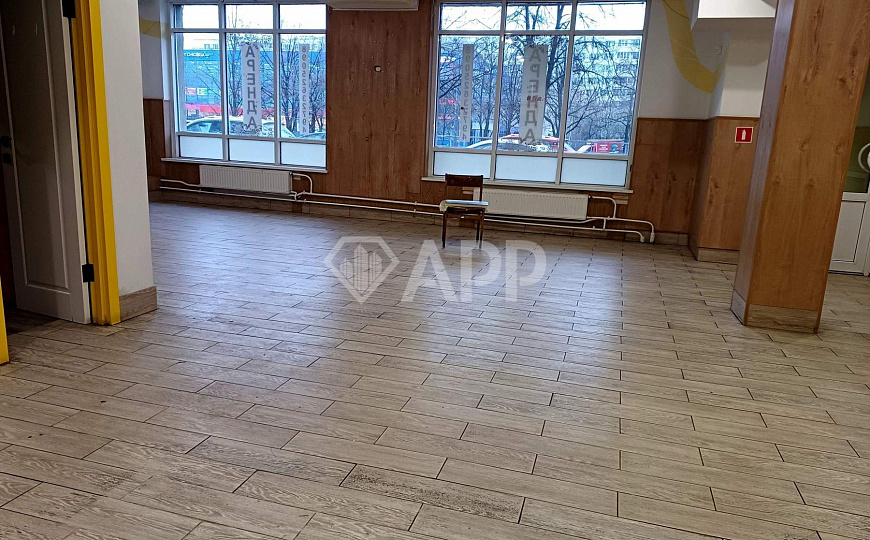 Сдам помещение свободного назначения, 136,1 м² фото