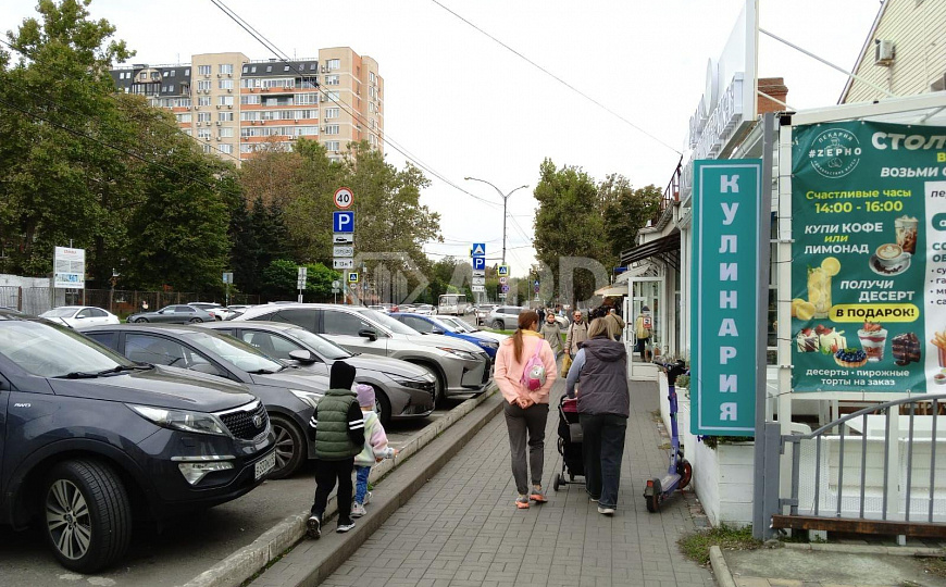 Сдаю 1 этаж 1 линия, 40 м² с ремонтом трафик фото