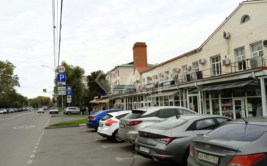 Сдаю 1 этаж 1 линия, 40 м² с ремонтом трафик фото