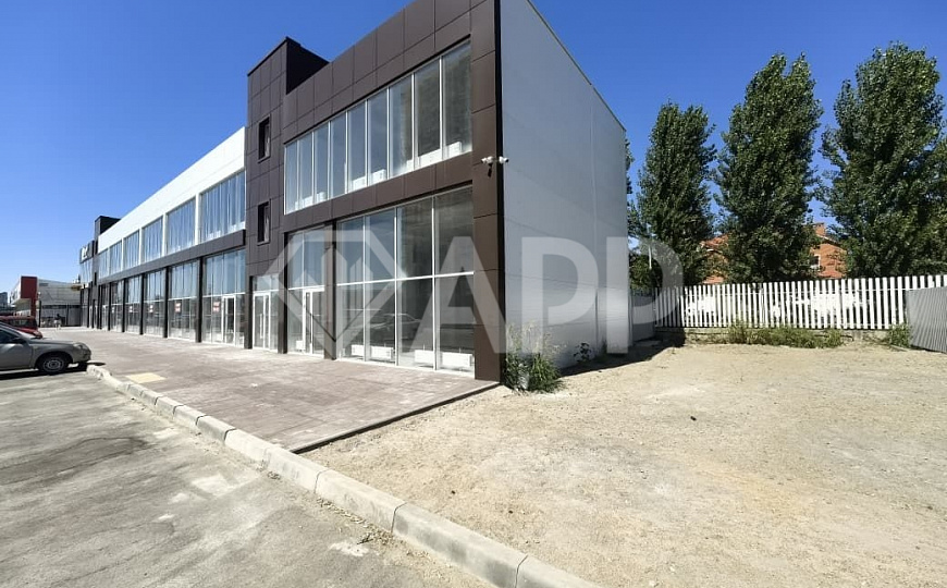 Сдаю торговое помещение, 100 м² фото