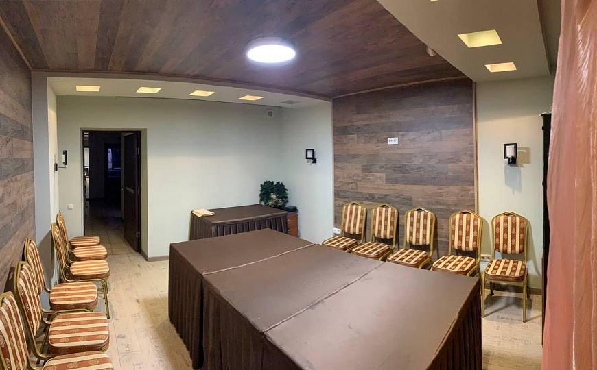 Продаётся торговое помещение, 217,3 м² фото