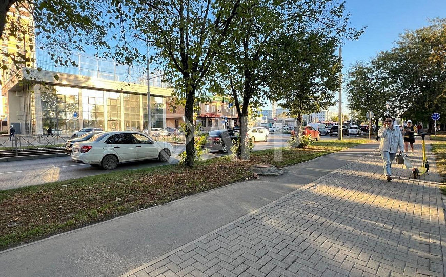 Сдаю отдельно стоящее здание с ремонтом, 400 м² фото