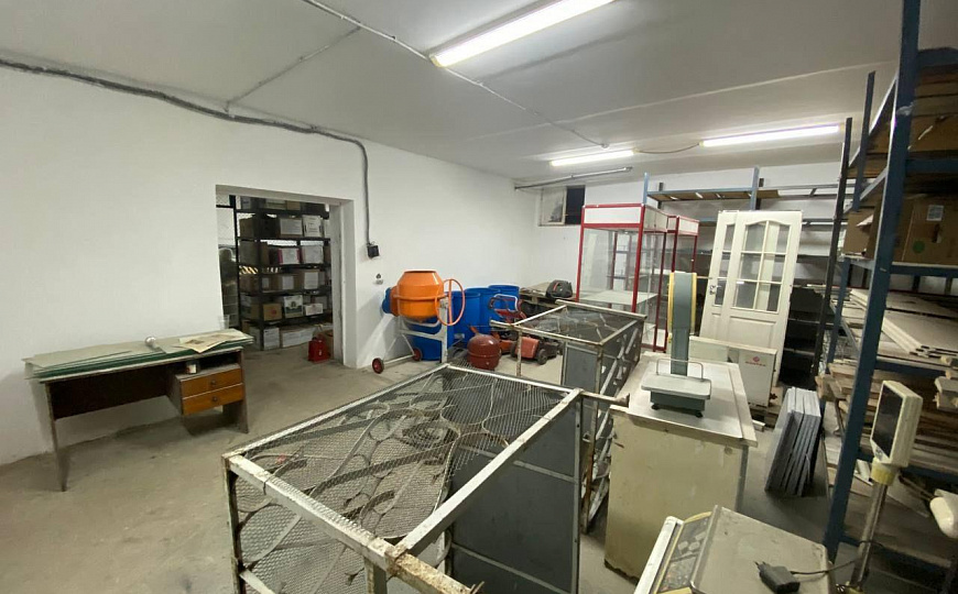 Теплый склад в центре Красного Яра, 95 м²  фото