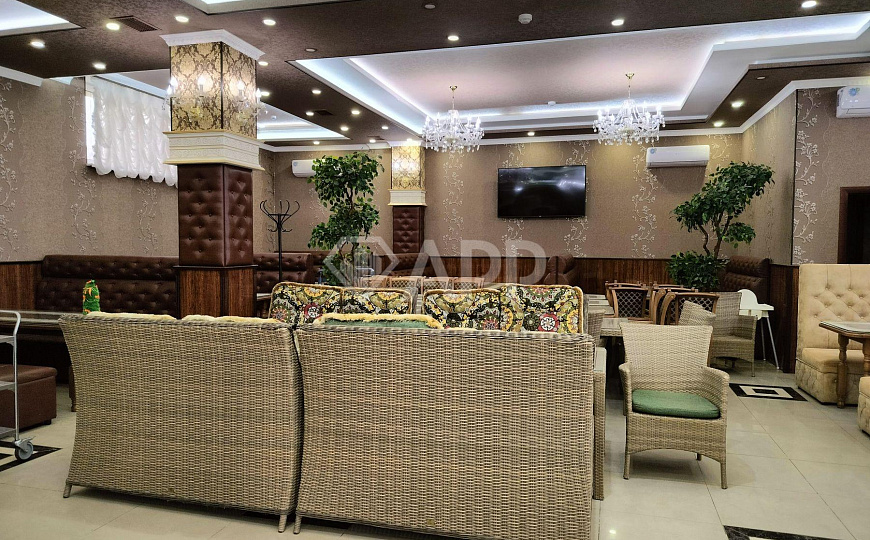 Сдаю под общепит 1 этаж с ремонтом, 276 м² фото