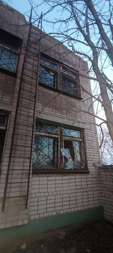 Сдаю здание на 1 линии   910 м² фото