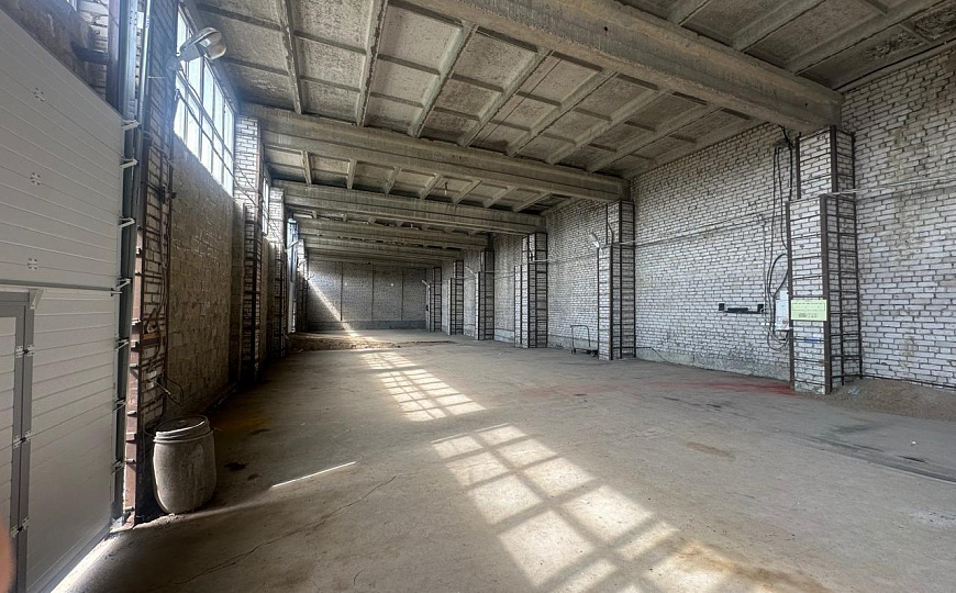 Производственно-складское помещение 550 м² фото
