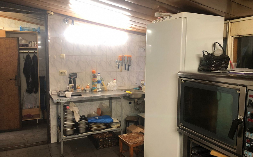 Сдам отдельно стоящее здание, 308 м² фото