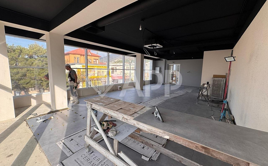 Сдам офисное помещение, 73,5 м² фото