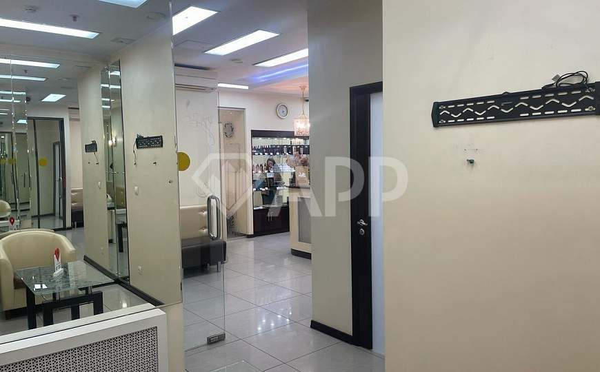 Помещение в аренду под медцентр фото