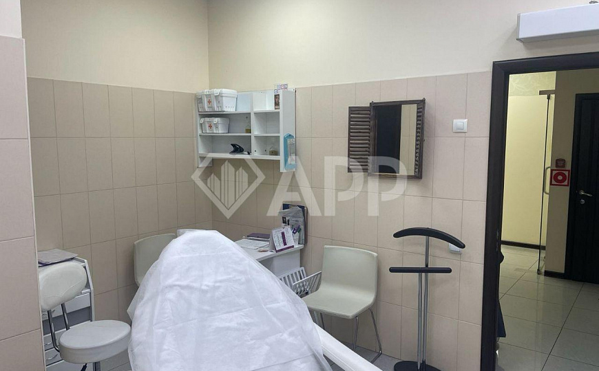 Помещение в аренду под медцентр фото