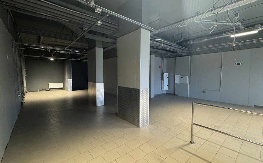 Сдам торговое помещение, 250 м² фото