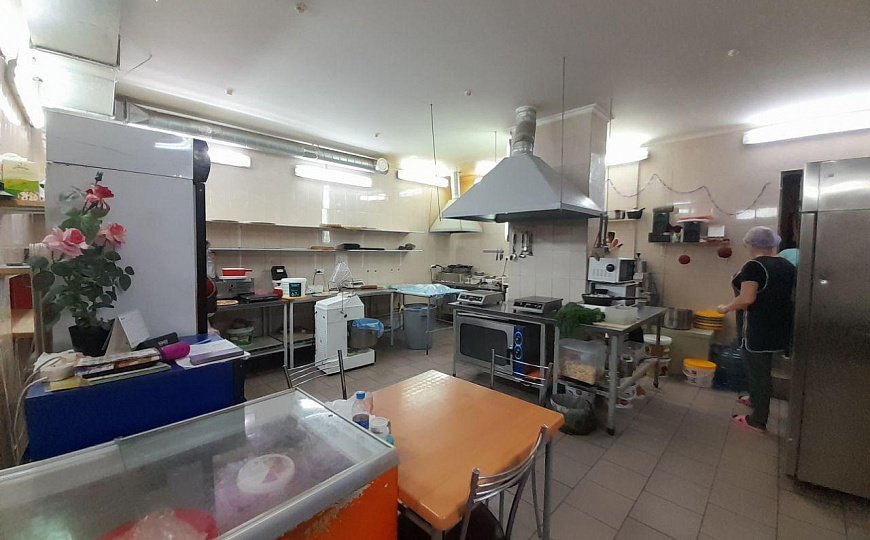 Кафе в центре Заводского района, 380 м. фото